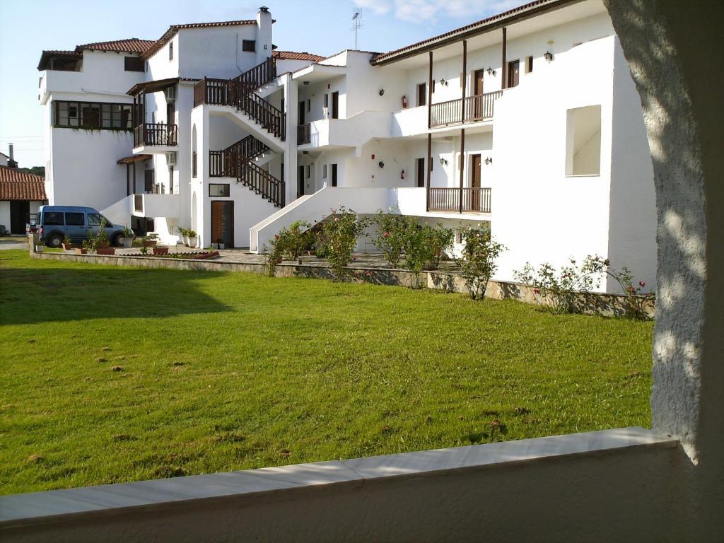 Golden Beach Koukounaries Exterior foto